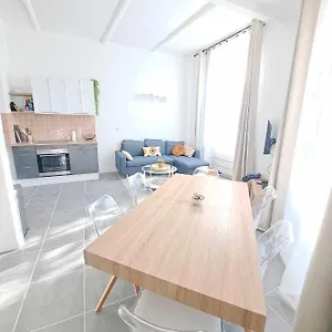 Lumineux , Centre Apartamento